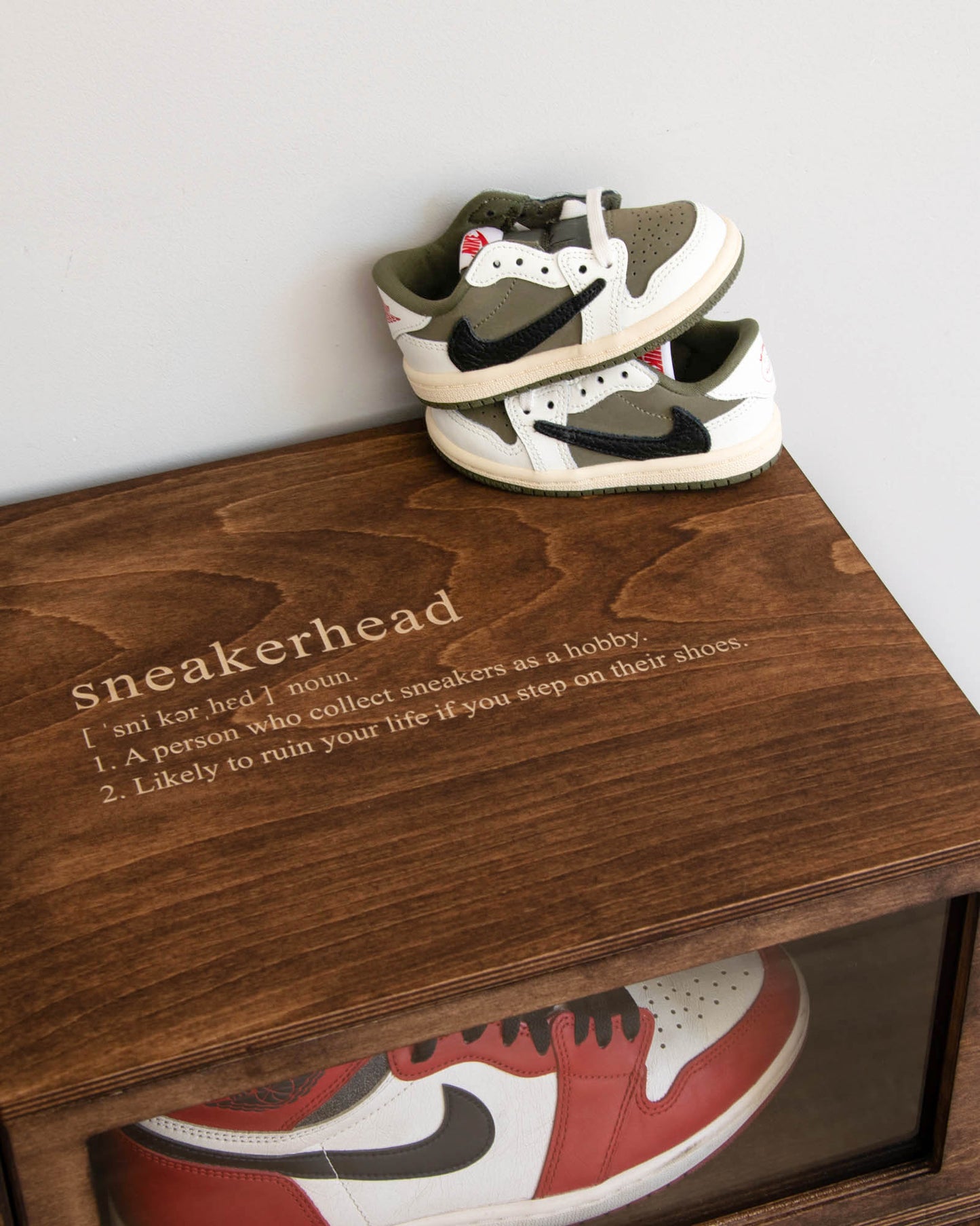 SNEAKERHEAD MEANING - Top Engraving