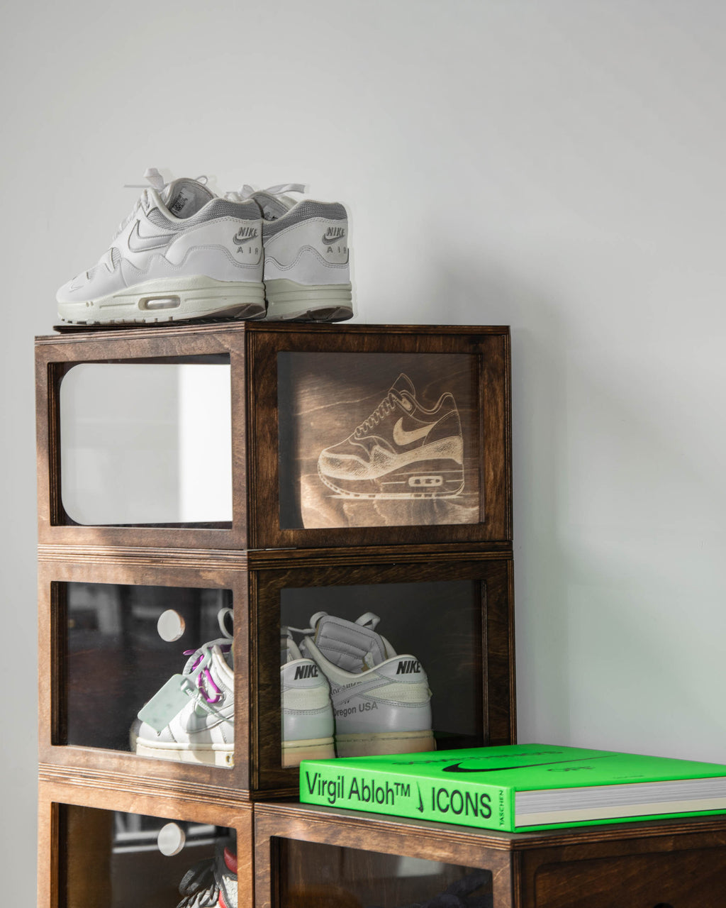AM1 Silhouette (Inside Engraving)